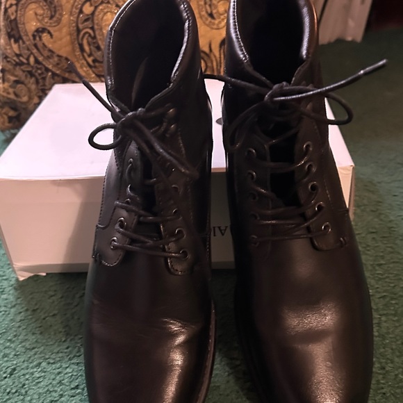 Men Black Leather Dundonald Boots. Size: 11, - Picture 5 of 8